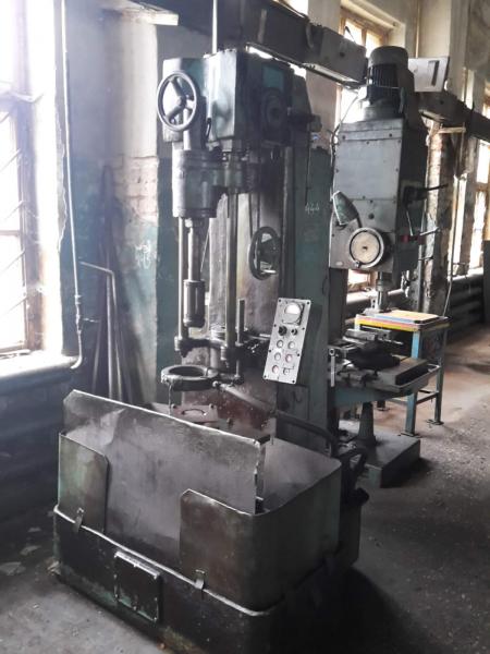 Предлагаю 3К833 - полуавтомат хонинговальный вертикальный